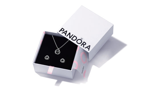 Encircled Family Love Necklace & Earring Gift Set